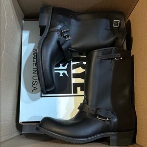 Frye boots like new with box